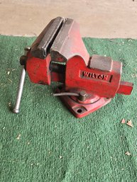 Wilson Red Vise