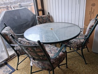 Glass Top Green Heavy Table , 4 Chairs With Pads