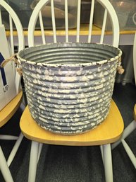 Metal Grey White Pot Xlg With Rope Handles