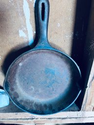 Cast Iron Skillet - 9' Skillet For Camping, Hunting. Rusted Sold As Is