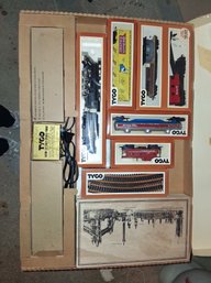 Tyco Train Set Vintage - AS IS - Not Tested
