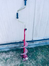 Hand Crank Auger - Eskimo Brand Post/hole Digger