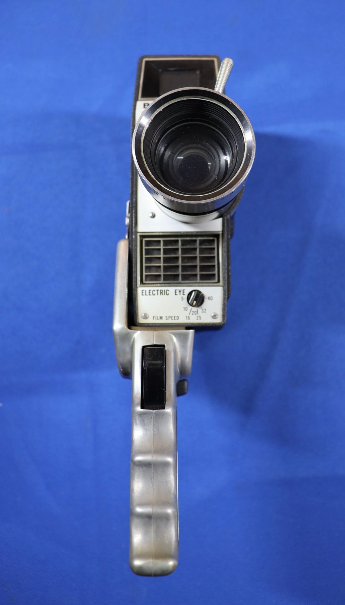 Lot 203 Early 1960s Bell Howell Dual Electric Eye 8mm Black