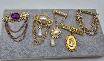 Lot 972LC - Five Costume Bar Pins With Dangling Pears / Chains Victorian Style - Costume Gold