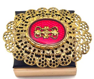 Lot 986LC - Victorian Filigree Brooch With Large Red Enamel Or Glass Center Medallion In Goldtone