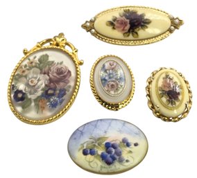 Lot 815LC - Pretty! Mid-century Victorian Revival Five Pins With Four Pendants Transfer-printed