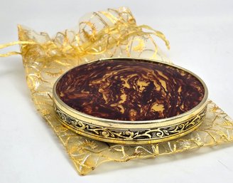 Lot 837LC - Retro Tortoise Shell Mid-Century Unique Compact With 2 Mirrors Stamped Japan