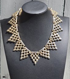 Lot 852LC - Mid-century Modernist 1950-60s Costume Silver Lattice Geometric Pattern Heavy Choker Necklace