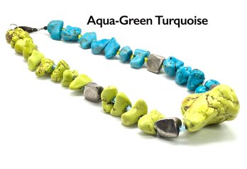 Lot 946WA - Chunky Aqua-green Turquoise Stones Necklace