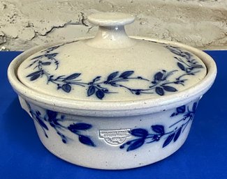 Lot 10SD- Salmon Falls Stoneware Covered Casserole Bakeware Dish - Blueberry Vine