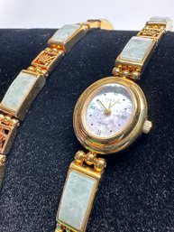 Lot 521LC - Beautiful Gem Time Jade Inlay And Goldtone 2 Piece Watch & Bracelet Set