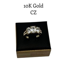 Lot 36DD- 10K Gold With CZ Cubic Zirconia Ring Size 6 1/2 - WE SHIP! Weight In Photos