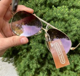 Lot 6SES- 1980's Vidal Sassoon Eyewear Aviator Gold Frame Sunglasses - Womens