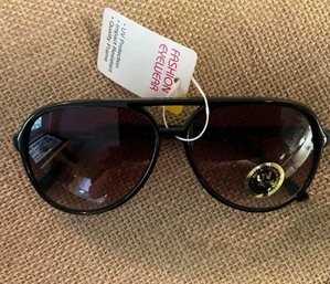 Lot 7SES- 1990's Black Frame Vintage Aviator Sunglasses - Mens Womens