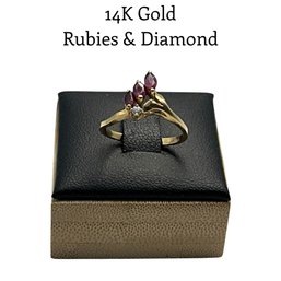 Lot 52JT- 14K Gold Ring With Rubies And Diamond Size 6 - WE SHIP! Weight In Photos