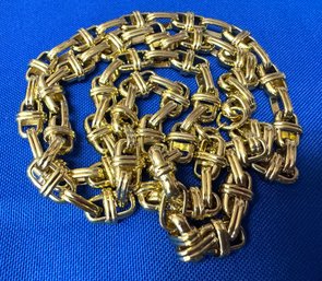 Lot 46WA- 1980s Heavy Costume Gold Chain Necklace - 30 Inches