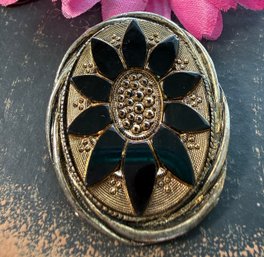 Lot 436LC - Victorian Style Revival Brooch - Black Glass & Goldtone Metal Oval Pin - Vintage Estate Jewelry