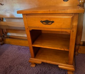 Lot 61- Jamestown Table Co. Maple Full Size Bed Head & Foot Board And Nightstand