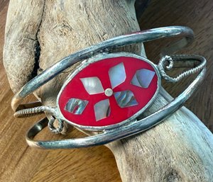 Lot 484LC - Cuff Bracelet Alpaca Mexico Silvertone - Vintage Mother Of Pearl MOP - Abalone Shell Flower