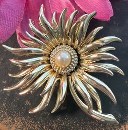 Lot 486LC - Signed Marboux Wild Flower & Faux Pearl Brooch - Vintage Estate Jewelry