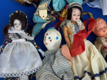 Lot 438 - 12 Antique / Vintage Bisque Porcelain Dolls Different Styles And Sizes - Hansel & Gretel
