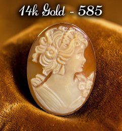 Lot 364LC - 14K Gold 585- Italian - Naples Italy 1960s Hand Carved Shell Cameo Border Brooch & Pendant