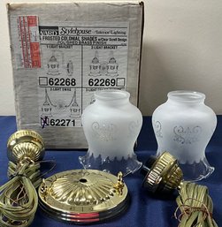 Lot 412 - New Old Stock Stylehouse Country Decor 2 Light Swag From Montgomery Wards Measured At 5 X 4'