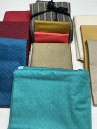Lot 131Q - 20 Yards! Quilting Fabric Laundry Basket Spots And Dots, Delfina Prints Greens, Red, Brown & Tan