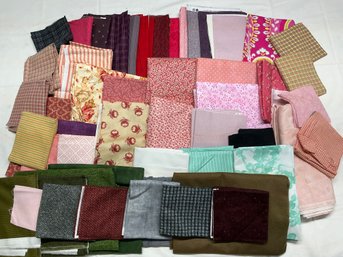Lot 174Q- Bin Full Of Various Color Fabric, Patterns, Design, Signs, Vendors With Kits And Book