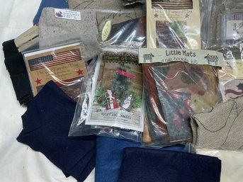 Lot 176Q- Punch Rug Kits - Patterns - Woodland Yuletide Rug Hooking - Projects - NEW! -  Country Theme