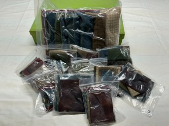 Lot 234Q- Evelyns Album Total 12 Bags From Primitive Gathering No Pattern - Fabric
