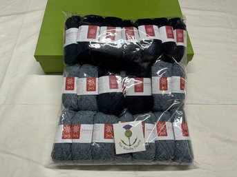 Lot 247Q - New - Yarn Large Package Shetland Wool Made In The United Kingdom Skeins Of Blue/navy