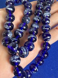 Lot 313ROW - Beautiful Cobalt Blue Glass Bead Necklace - Costume Venetian Art Glass