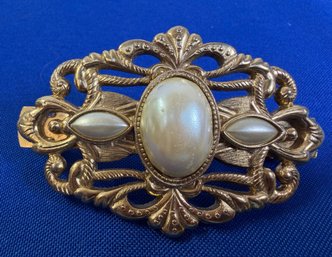 Lot 321ROW - Made In France Large Barrette Costume Gold And Large Milky White Cabochons