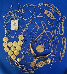 Lot 344ROW - Large Reseller Collection Of Costume Gold Necklaces And 4 Bracelets - Rhinestones
