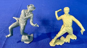 Lot 266 - Two Marx & Co. WWII Russian & Calvary Soldier Plastic Toys - 5 Inches