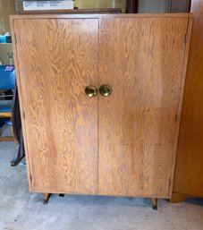 Lot 336 -  1950-70s Danish Modern Minimilist Scandanavian Style Cabinet - Wood Grain And Brass Knobs