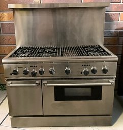 Lot 13- Thermador Professional 8 Burners - Grill - Double Oven - Electric & Gas Stove