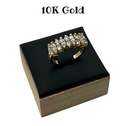Lot 24DD- 10K Gold Ring With CZ Band Size 6 - Weight In Photos