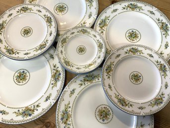 Lot 7- Wedgwood England Bone China - Petersham Pattern - Dinner Place Settings For 4
