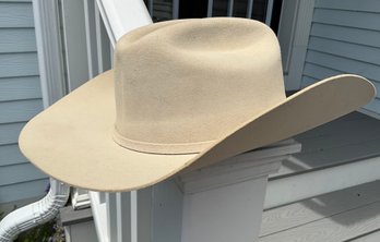 Lot 78- Stallion By Stetson- Oak Ridge - Cowboy Western Hat -Bone- Made In USA - Size 7 5/8- XXX Premium Wool