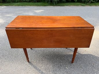 Lot 465 - Antique Drop Leaf Country Farm Kitchen Dining Table