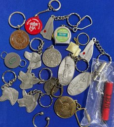 Lot 608SES - Different Styles Of Key Chains From Dogs, IBM, Tape Measures, Kennedy & States