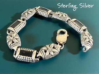 Lot 449 - Pretty Mid Century Sterling Silver Bracelet - Black Enamel - Floral Motif