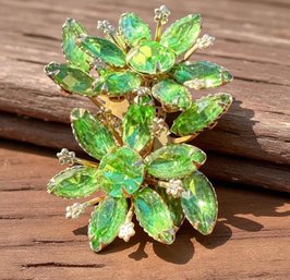 Lot 401LC - 1950s Mid Century Green And Gold Rhinestone Flower Brooch Pin - Vintage Estate Jewelry