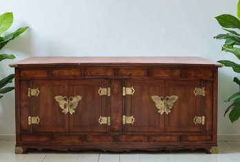 Lot 252CV - Stunning 1980s Henredon Cherry Butterfly Chest Console Buffet Cabinet Sideboard Bar Cabinet