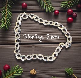 Lot 451LC - Sterling Silver Chain Bracelet Simple And Cute - Classic Link