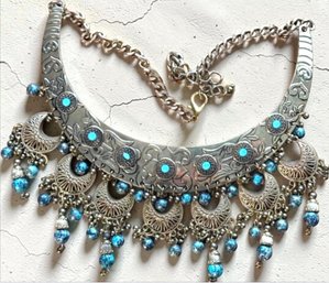 Lot 532LC - Mid Century Boho Style Tribal Ethnic Design Faux Turquoise Stones Brass Tone Statement Necklace