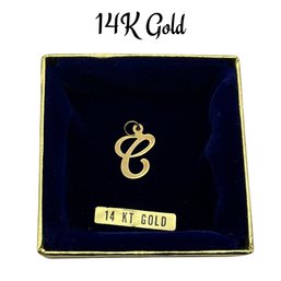 Lot 34LO- 14K Gold Initial C Pendant Charm - Weight In Photos