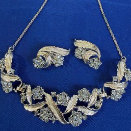 Lot 327ROW - Mid Century Pretty Costume Silver And Blue Rhinestones Sparkly Set - Clip On Earrings &  Choker